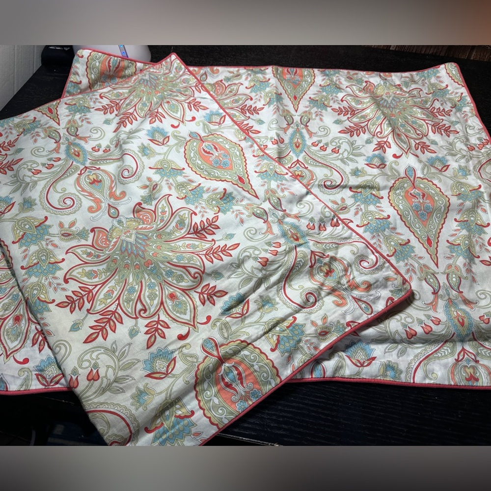 Raymond Waites Standard Pillow Shams Pair Excellent Coral and Aqua 23x30